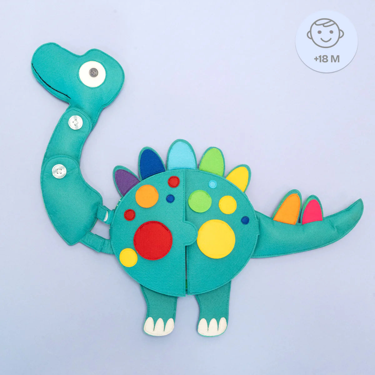 Tauche ein in die spannende Welt des Travel Buddy Dino von Jolly Designs – dem perfekten Begleiter für kleine Entdecker ab 18 Monaten! Dieser farbenfrohe Pflanzenfresser begeistert mit seinem liebevoll gestalteten Design und bietet vielseitige Spielmöglichkeiten, die Feinmotorik, Kreativität und kognitive Fähigkeiten fördern. Die interaktiven Elemente und lustigen Details regen die Fantasie an und machen jedes Abenteuer zu einem prähistorischen Erlebnis voller Freude und Lernspaß.