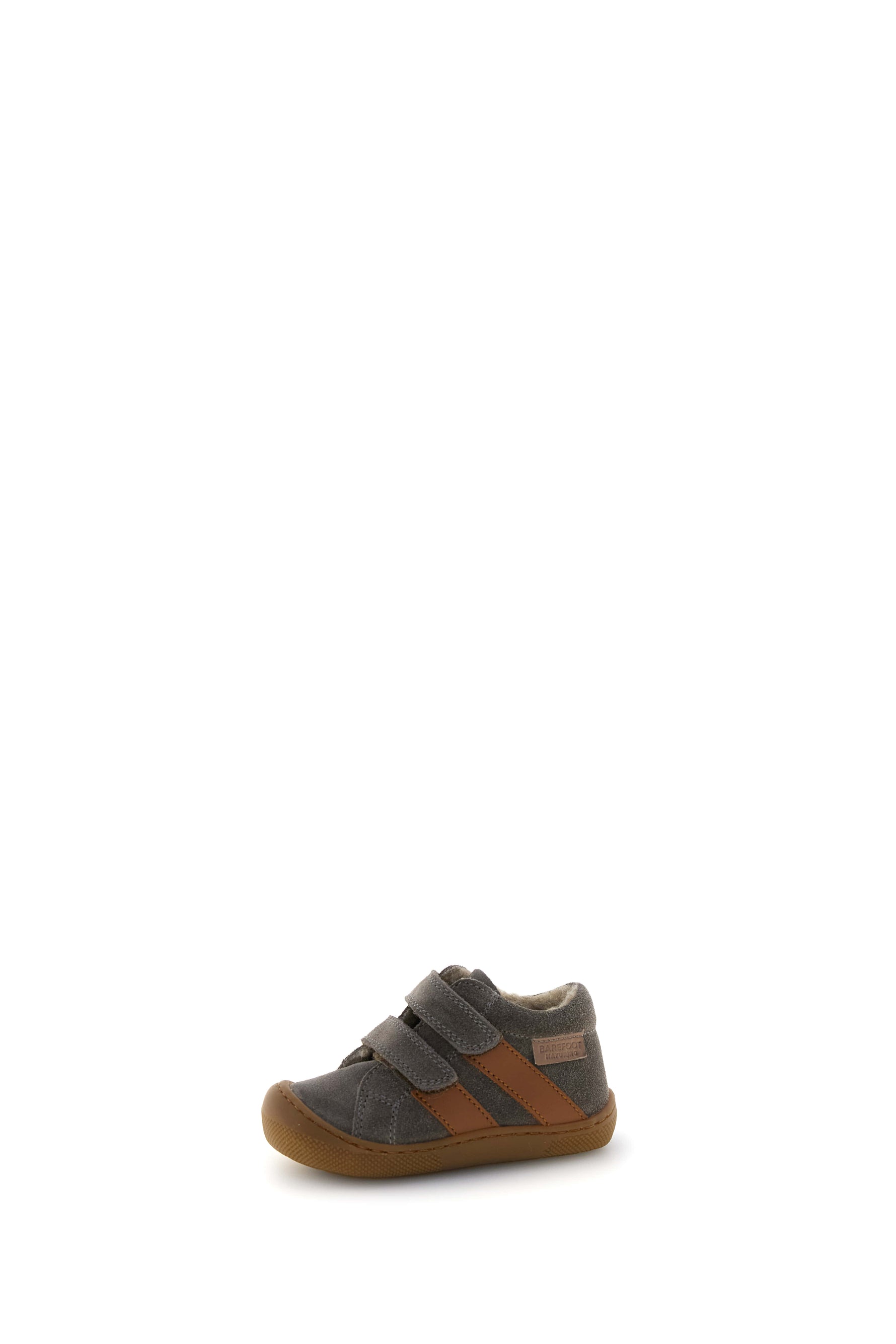 Die Naturino Barfußschuhe für Kinder bieten ein natürliches Laufgefühl und viel Bewegungsfreiheit für kleine Füße. Die flexible Sohle und der großzügige Zehenbereich unterstützen ein angenehmes und bequemes Tragegefühl.

Hochwertige Materialien und die kindgerechte Passform machen die Naturino Barfußschuhe zum idealen Begleiter für Herbst und Winter – perfekt für Kindergarten, Schule und Freizeit.