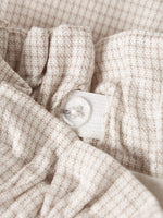 Mini Rock von Lil' Atelier – das perfekte Piece für jeden Anlass. Stylisch, vielseitig und zeitlos elegant.