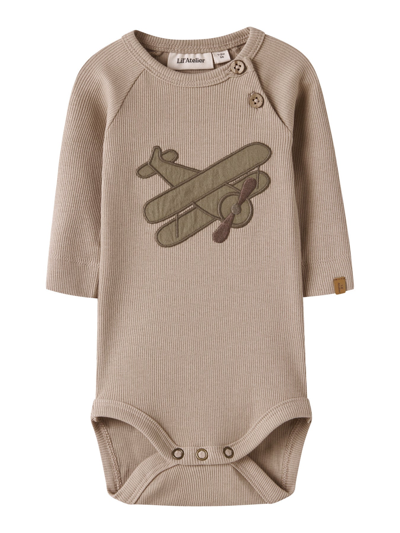 Süßes Baby-Body von Lil' Atelier mit charmanten Flugzeug-Motiv. Perfekt für kleine Abenteurer.
