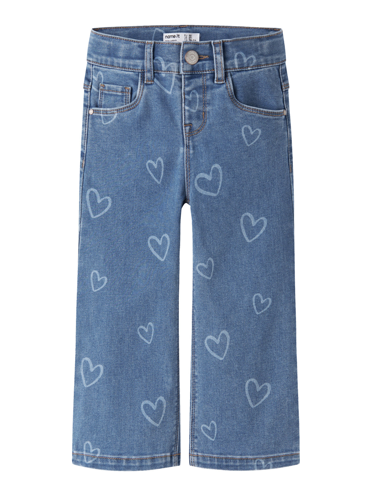 Klassische Jeans von name it mit angenehmem Tragekomfort. Die hochwertige Materialmischung aus 74% Baumwolle, 24% Polyester, 1% Elastane und 1% Viskose sorgt für Strapazierfähigkeit und Bewegungsfreiheit. Perfekt für den Alltag – zeitlos und vielseitig kombinierbar.