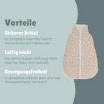Der 1.0 TOG Musselin-Schlafsack aus 100 % Bio-Baumwolle hält Ihr Baby angenehm warm und sorgt dank seines leichten, atmungsaktiven Materials für ruhige Nächte. Mit Füßen ausgestattet, bietet er maximale Bewegungsfreiheit und verhindert, dass das Gesicht bedeckt wird, was die Sicherheit beim Schlafen erhöht. Der weiche Komfort-Reißverschluss mit Kinnschutz und der sanft eingefasste Halsausschnitt garantieren hohen Tragekomfort. Ideal für sicheren und entspannten Babyschlaf.