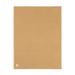 Die hochwertige Babydecke von Lässig (80 x 100 cm) aus Baumwolle (bio) in Gelb eignet sich für alle Situationen: zum Zudecken, als Geschenk oder am wichtigsten: zum Kuscheln! Die Strickdecke in der angesagten Waffeloptik ist GOTS zertifiziert.

