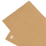 Die hochwertige Babydecke von Lässig (80 x 100 cm) aus Baumwolle (bio) in Gelb eignet sich für alle Situationen: zum Zudecken, als Geschenk oder am wichtigsten: zum Kuscheln! Die Strickdecke in der angesagten Waffeloptik ist GOTS zertifiziert.

