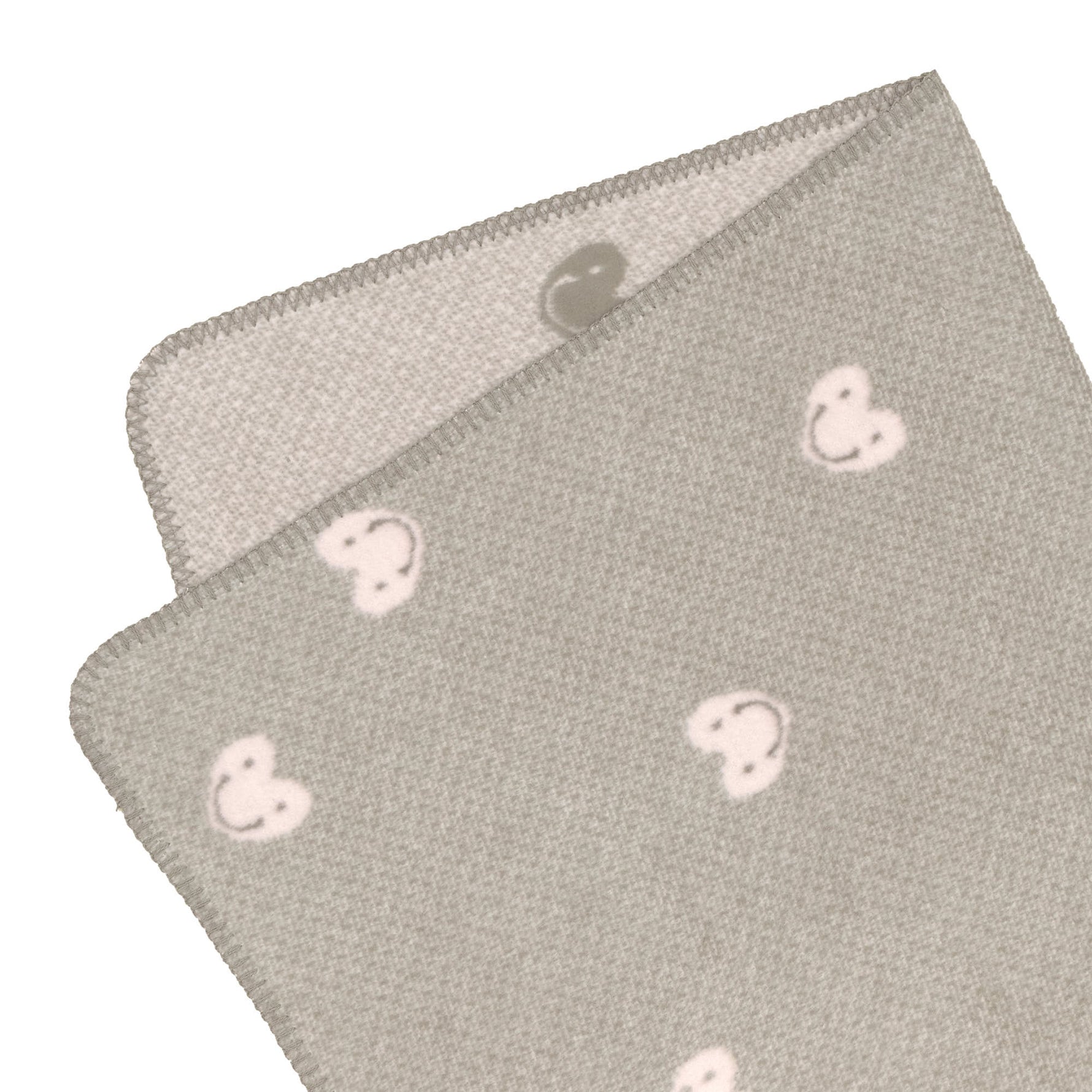 Die rosa graue Babydecke von Lässig aus weicher Baumwolle (bio) hält die Kleinsten zu Hause und unterwegs kuschelig warm. Die Kuscheldecke wurde in Deutschland produziert und ist bei 30 °C waschbar. Maße: 75 x 100 cm
