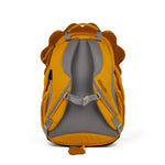 Der Rucksack Large Friend Löwe von Affenzahn ist der perfekte Begleiter für Kinder im Alltag und auf Abenteuern. Mit seinem niedlichen Löwen-Design bringt er Freude in jeden Tag. Der geräumige Rucksack bietet ausreichend Platz für Schulutensilien, Spielzeug und persönliche Gegenstände. Hochwertig verarbeitet und ergonomisch gestaltet, sorgt er für angenehmen Tragekomfort. Die robusten Materialien garantieren lange Haltbarkeit, während die praktischen Verschlüsse einfache Handhabung ermöglichen. Ein treuer F