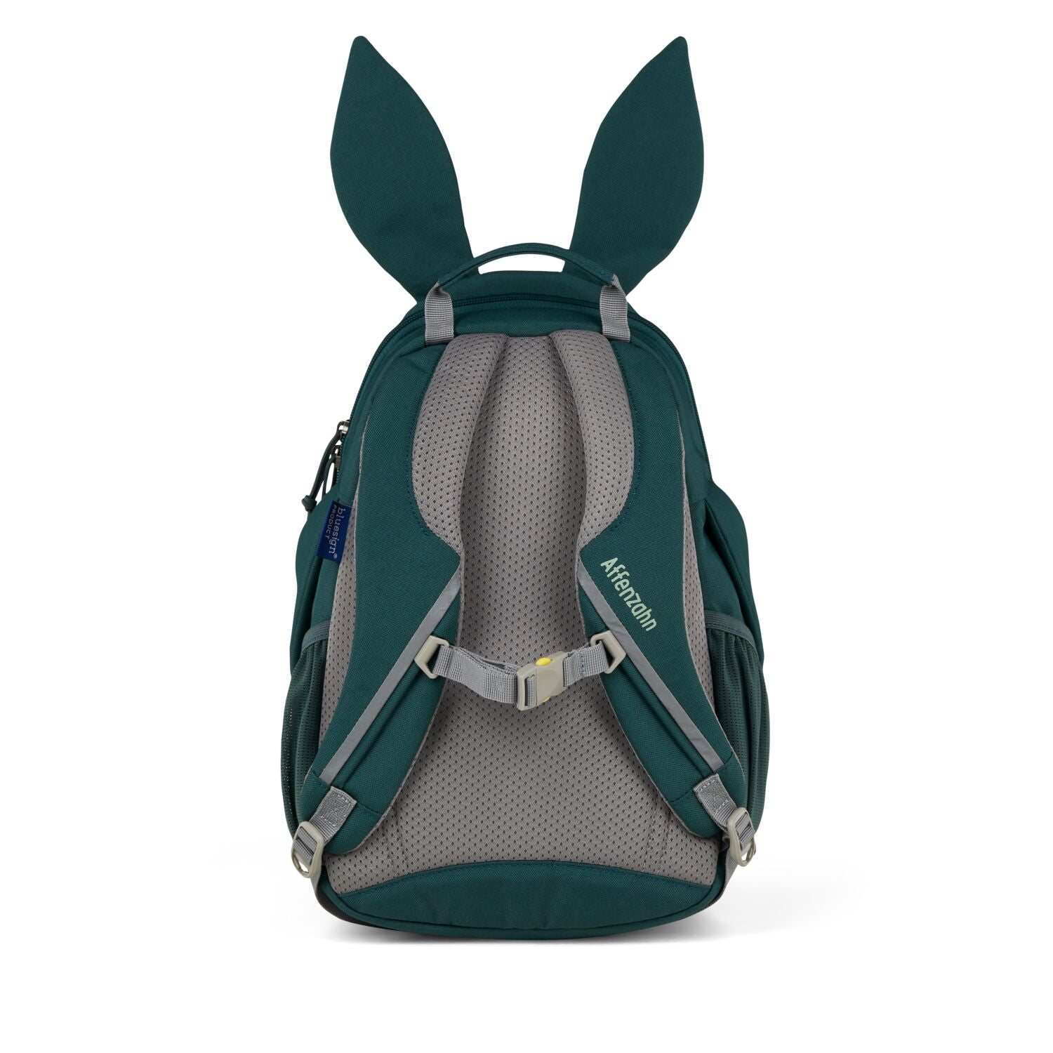 Der Rucksack Large Friend Hase von Affenzahn ist der perfekte Begleiter für Kinder im Alltag und auf Abenteuern. Mit seinem niedlichen Hasen-Design und der robusten Verarbeitung bietet er ausreichend Platz für Schulutensilien, Spielzeug und persönliche Gegenstände. Die ergonomischen Schultergurte sorgen für angenehmen Tragekomfort, während die hochwertige Verarbeitung Langlebigkeit garantiert. Ideal für Kindergarten, Schule oder Ausflüge – ein treuer Freund, der Kinder überallhin begleitet.