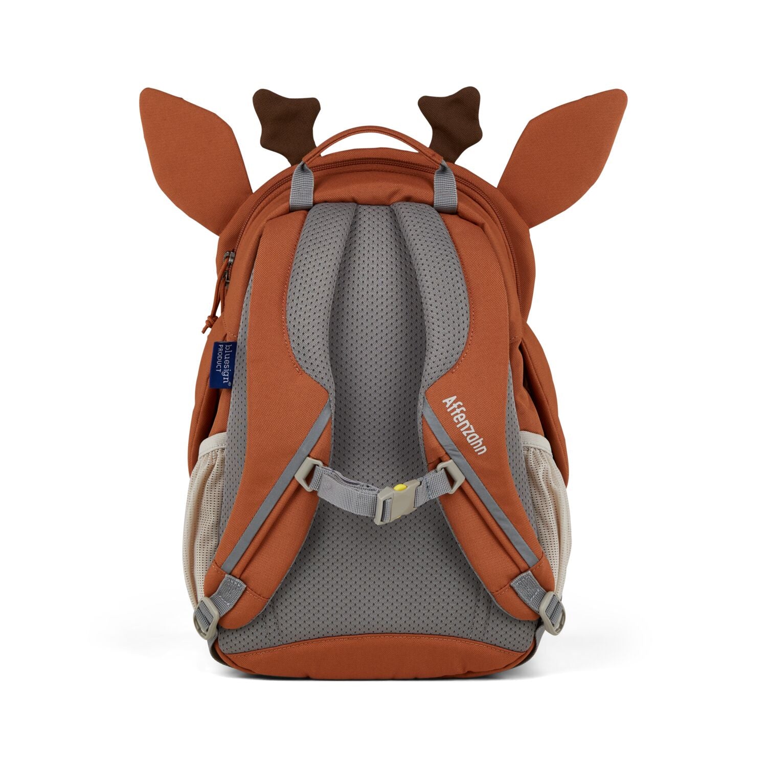 Der Rucksack Large Friend Reh ist ein praktischer Begleiter für den Alltag. Mit seinem geräumigen Fassungsvermögen bietet er ausreichend Platz für Schulutensilien, Bücher und persönliche Gegenstände. Das robuste Material sorgt für Langlebigkeit und Strapazierfähigkeit. Die ergonomischen Schultergurte ermöglichen einen angenehmen Tragekomfort, auch bei längeren Tragezeiten. Das niedliche Reh-Design macht den Rucksack zu einem beliebten Accessoire für Kinder und Jugendliche. Ideal für Schule, Freizeit und Aus