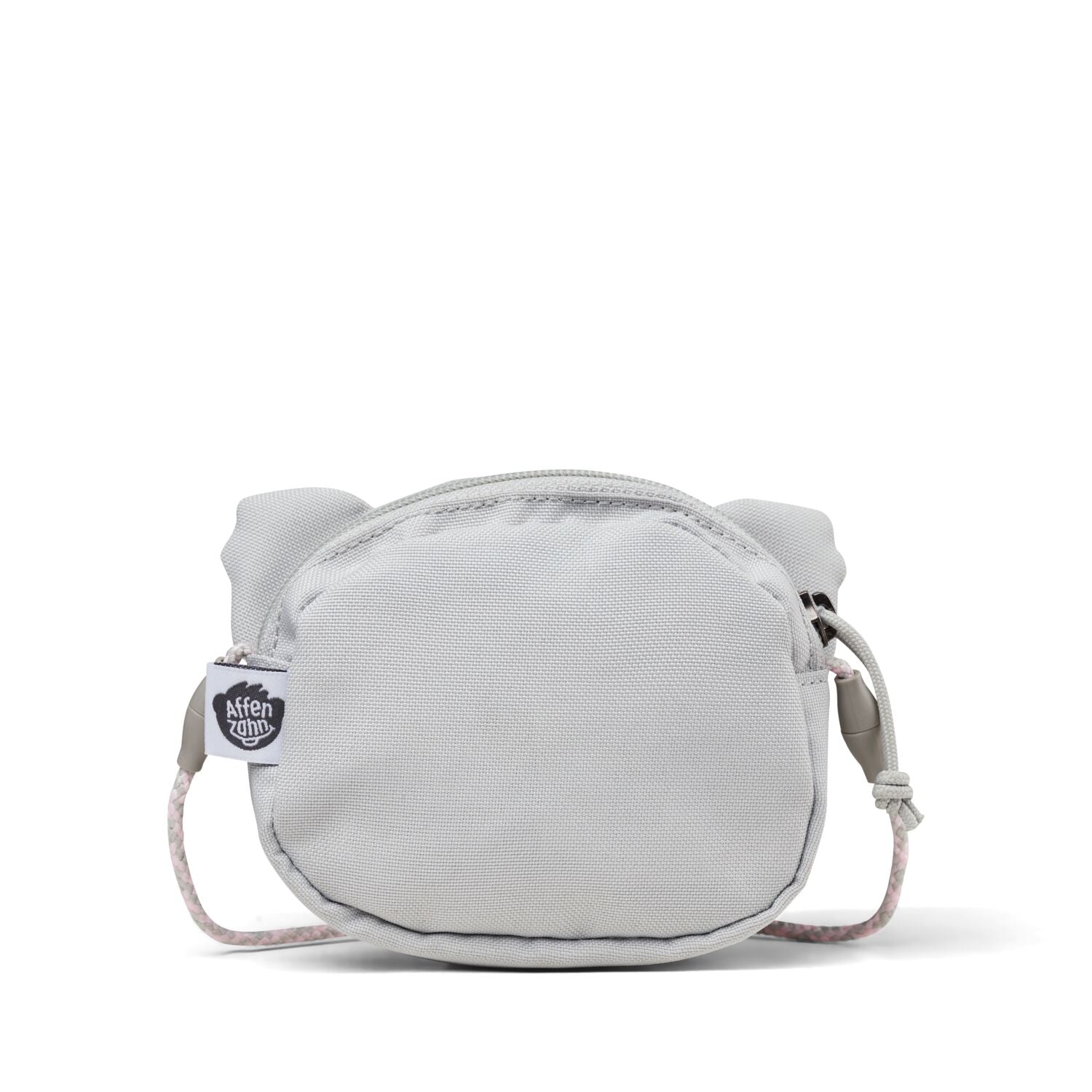 Niedliche Geldtasche Koala von Affenzahn – das perfekte Accessoire für kleine Geldbeutel. Mit seinem süßen Koala-Design bringt die Tasche Freude in den Alltag und ist ideal für Kinder, um ihre ersten Ersparnisse sicher zu verstauen. Hochwertig verarbeitet und praktisch in der Größe – ein treuer Begleiter für unterwegs.