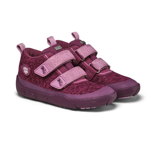 Der ideale Begleiter für die herbstliche Übergangszeit: Unser bunter Barfußschuh Happy von Affenzahn ist wasserdicht &amp; kalt gefüttert. Einfach mit Klettverschlüssen auf und zu zumachen. - Obermaterial: bluesign®-zertifiziertes Polyester Knit

