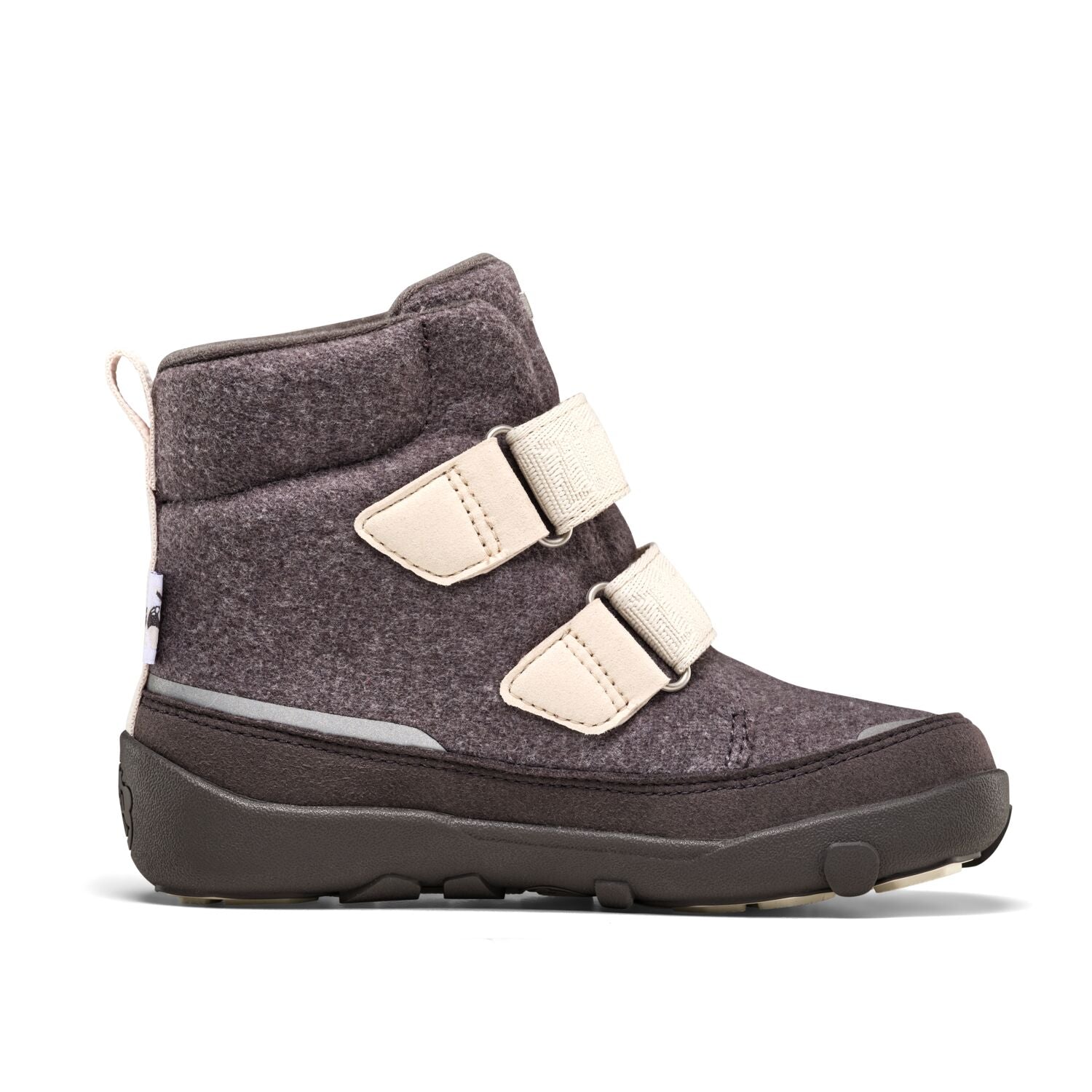 Der klassische Winterstiefel Wolle Comfy von Affenzahn &nbsp;aus recycelter Wolle ist warm gefüttert und wasserdicht. Mit zwei Klettverschlüssen kinderleicht zu Öffnen und zu Schließen.

