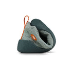 Der Lauflerner Übergangsschuh Leder Starty Hase von Affenzahn begleitet Ihr Kind sicher in die nächste Phase des Laufenlernens. Mit hochwertigem Leder und ergonomischem Design bietet dieser Schuh optimale Unterstützung für wachsende Füße. Die flexible Sohle fördert natürliche Bewegungsabläufe, während die rutschfeste Oberfläche Stabilität beim Erkunden gewährleistet. Perfekt für aktive Kleinkinder, die ihre Welt entdecken möchten.