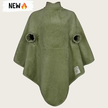 Das Lätzchen „Boo“ hält Kinder trocken – dank wasserfestem Brustbereich und weichem Frottee. Es bietet viel Bewegungsfreiheit, wächst mit von 6 Monaten bis 4 Jahren und spart Eltern Zeit beim Waschen. Aus 100 % OEKO-Tex Baumwolle, pflegeleicht und frei von Schadstoffen. Ein praktischer und nachhaltiger Begleiter für kleine Abenteurer!