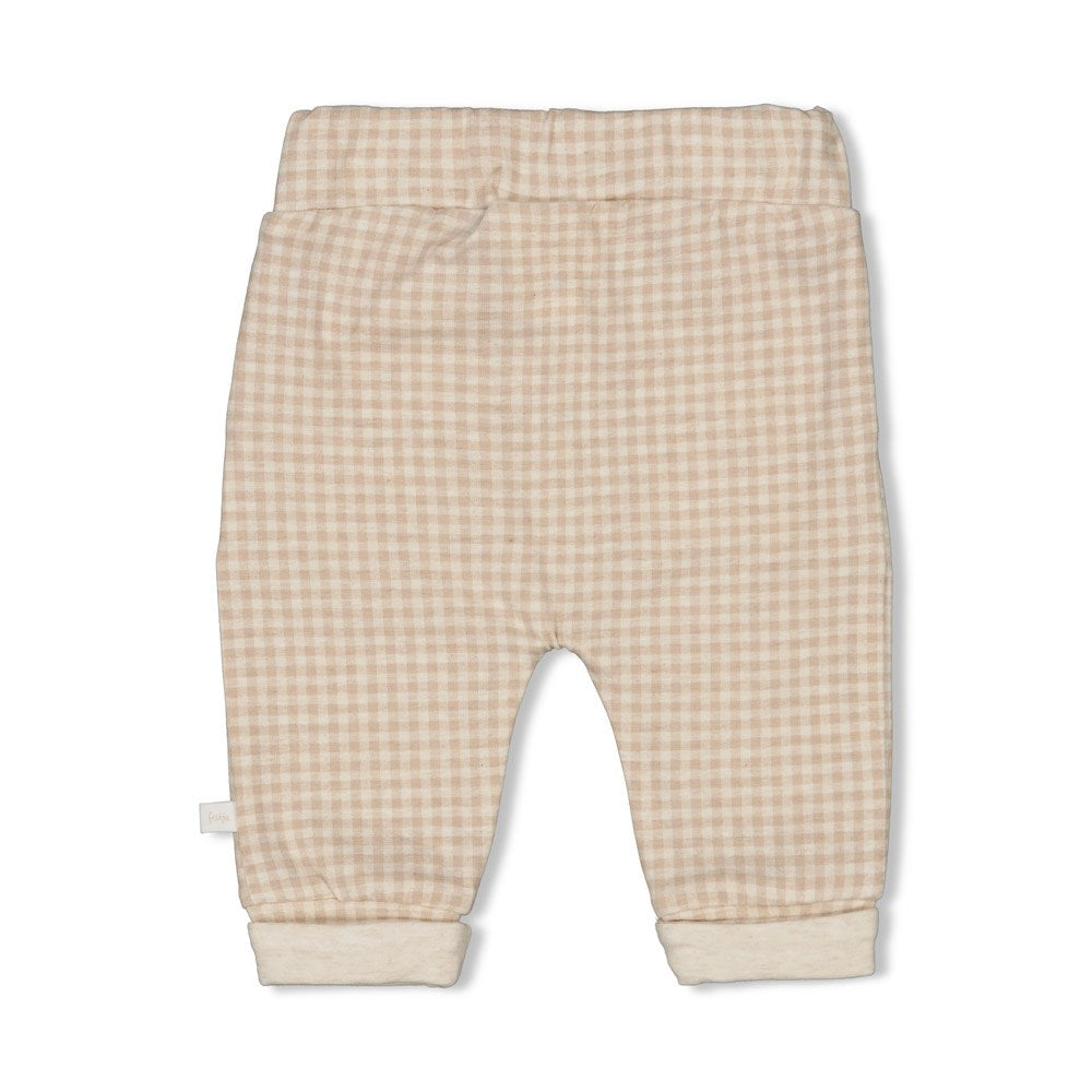 Beschreibung

Hose aus der Kollektion Picnic Party von Feetje

Material

92% CO + 8% EL&nbsp;