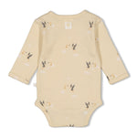 Beschreibung

Gerippter Wickelbody von Feetje aus der Kollektion Special Delivery

Material