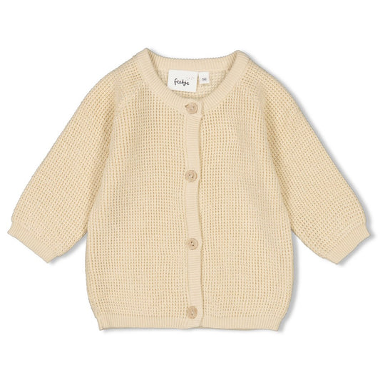 Beschreibung

Strickjacke von Feetje aus der Kollektion Special Delivery

Material