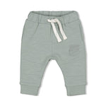 Beschreibung

Hose von Feetje aus der Kollektion Turtelly Cool

Material

96% CO + 4% EL French Terry SLUB