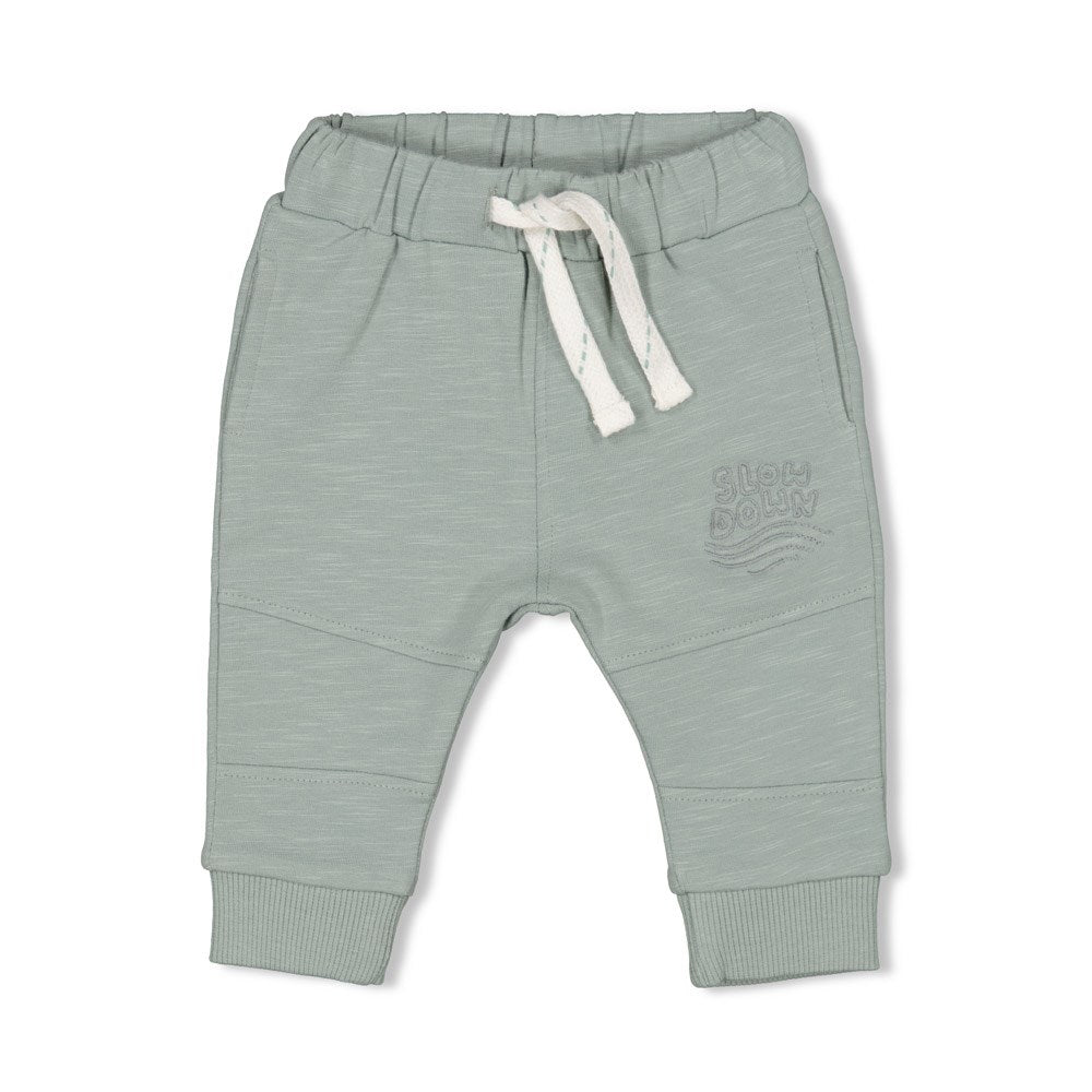 Beschreibung

Hose von Feetje aus der Kollektion Turtelly Cool

Material

96% CO + 4% EL French Terry SLUB