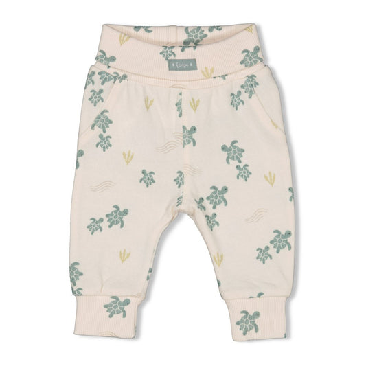 Beschreibung

Hose von Feetje aus der Kollektion Turtelly Cool

Material

100% CO Fancy Fabric