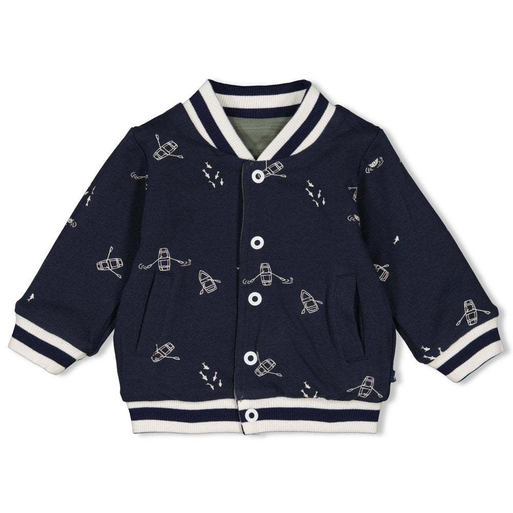 Beschreibung

Wendejacke aus der Rock my Boat Kollektion von Feetje

Material

94% CO + 6% EL French Terry SLUB &amp; 96% CO + 4% EL French Terry