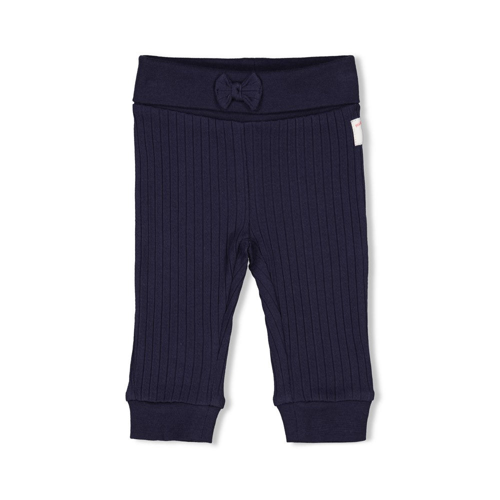 Gerippte Hose aus der Kollektion Mon Cheri von Feetje