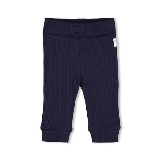Gerippte Hose aus der Kollektion Mon Cheri von Feetje