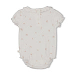 Kurzarm Body mit dezenten Blumenmuster aus der Kollektion Delicate Flower von Feetje.