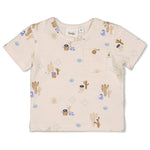 Gemütliches T-Shirt aus der Sssiesta-Kollektion von Feetje mit ansprechendem All-Over-Print.
