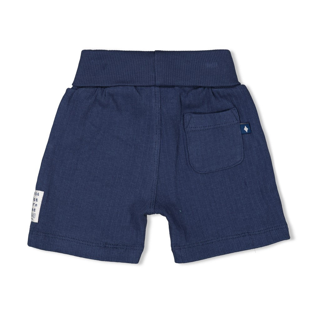 Dunkelblaue Short aus der "Seaside Happiness" Kollektion von Feetje.