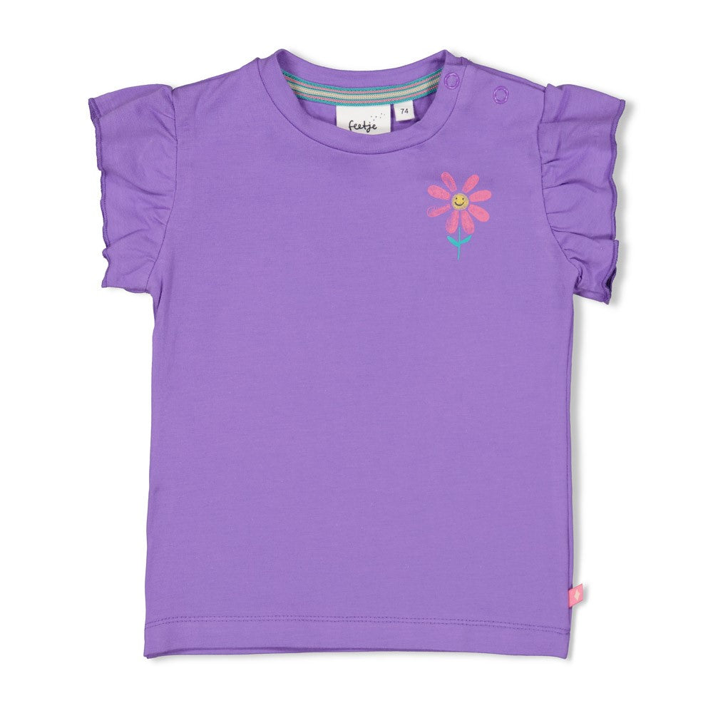 Beschreibung

Dieses T-Shirt von Jubel mit seinem markanten Rückendruck ist dein Statement-Piece für den Frühling. Das hochwertige Kurzarm-Design bietet maximale Bewegungsfreiheit und Tragekomfort für warme Tage. Der auffällige Rückendruck verleiht dir einen individuellen Look, der deine Persönlichkeit perfekt ausdrückt – ob casual beim Spaziergang oder beim Treffen mit Freunden.