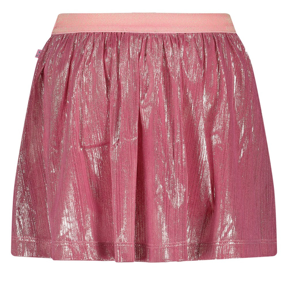 Beschreibung

Dieser glänzende Rock von Jubel ist das ideale Piece für jedes Mädchen, das Eleganz und Spaß liebt. Das schimmernde Material fängt das Licht wunderbar ein und verleiht jedem Outfit einen Hauch von Magie. Die komfortable Passform ermöglicht volle Bewegungsfreiheit – perfekt zum Spielen, Tanzen und für alle Abenteuer des Alltags.