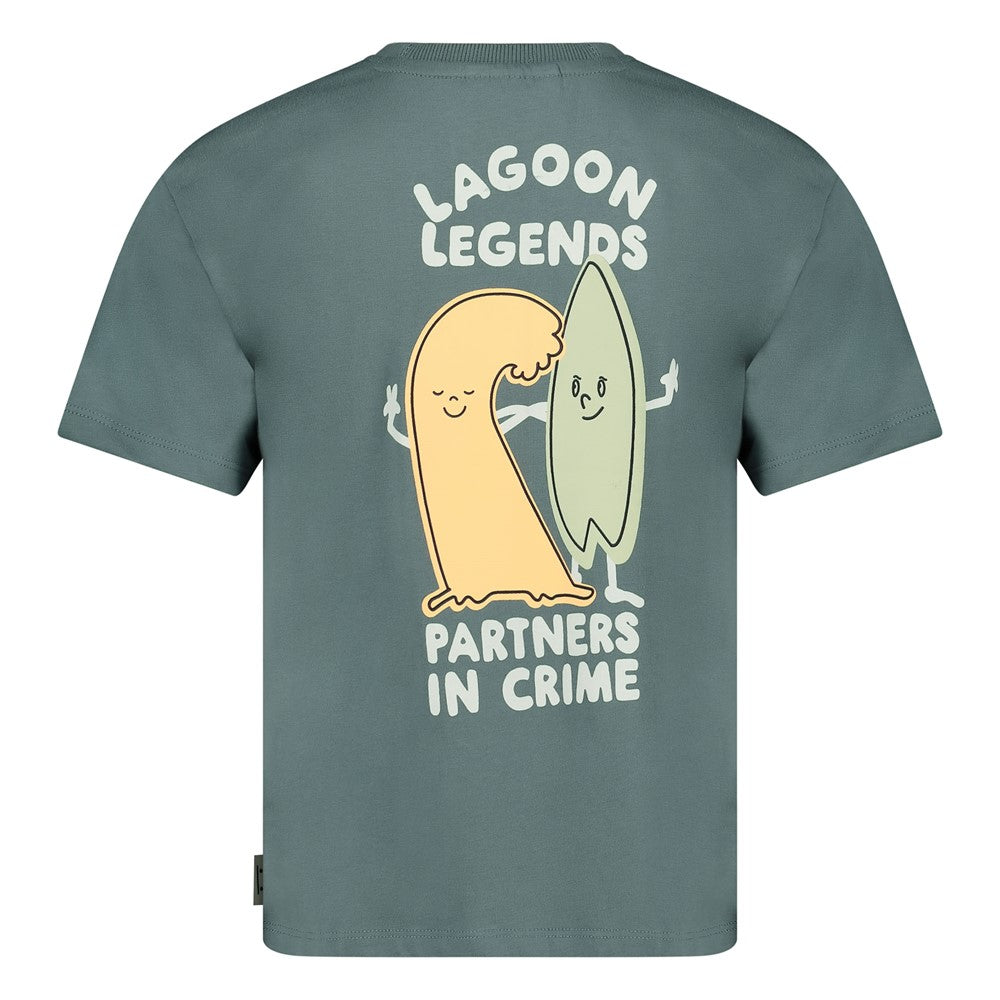 Oversized T-Shirt aus der "Lagoon Legends" Kollektion von Sturdy.