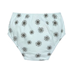 Die mintgrüne Baby Schwimmwindel bietet eine schöne und umweltfreundliche Alternative zur Einwegwindel. Ihr saugfähiges Innenfutter hält die Kinderhaut trocken und größere Missgeschicke im Wasser auf. Geeignet von 3 Monaten bis 3 Jahren.