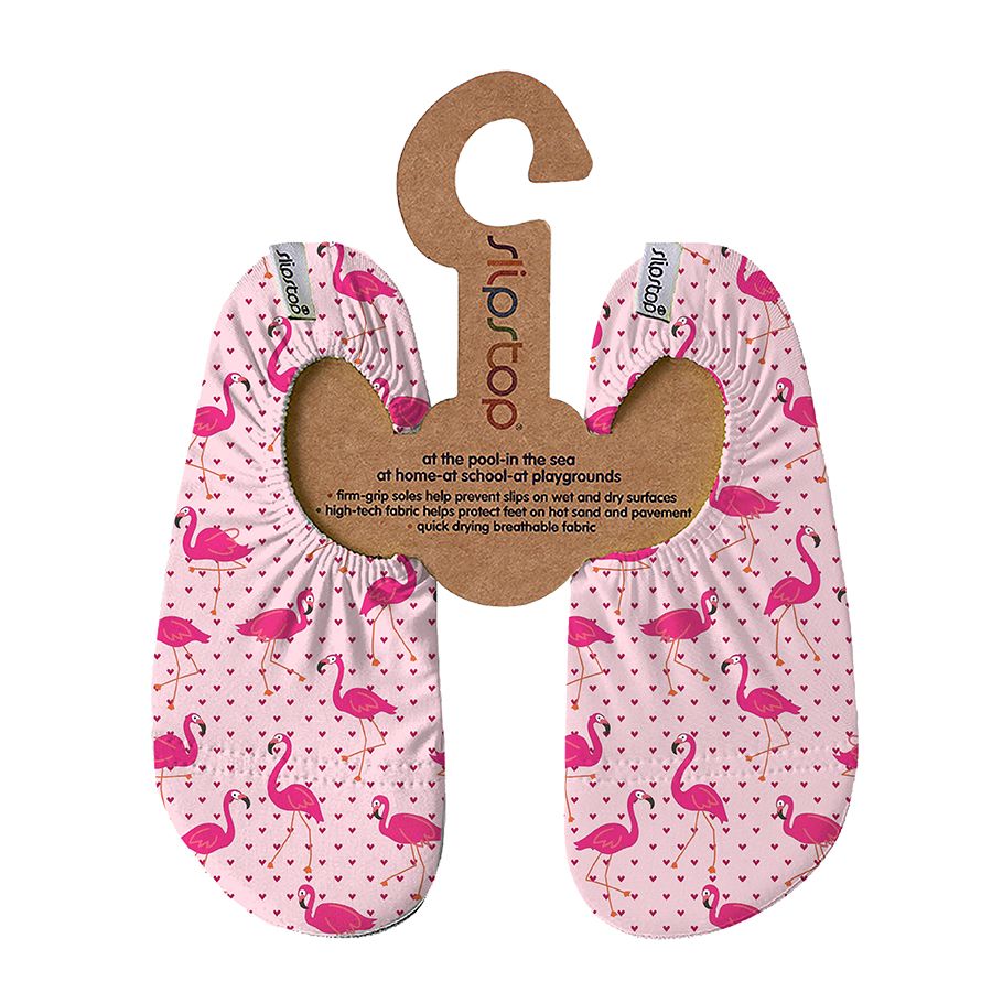 Dank seiner griffigen Antirutsch-Sohle bietet Slipstop Sicherheit auf nassen und rutschigen Böden.
&nbsp;
- Schuhe mit Antirutsch-Sohle für viele Nutzungsbereiche geeignet.
- Schutz vor heissem Sand am Strand, Insekten, Bienen, Bakterien und Keimen
- leicht, flexibel und bequem
- einfach an- und auszuziehen wie eine Socke
- aus atmungsaktivem und schnell trocknendem Stoff
- ohne gefährliche Weichmacher und Klebstoffe
- Sonnenschutzfaktor 50+
- viele farbenfrohe und fröhliche Motive für das ganze Jahr
- idea