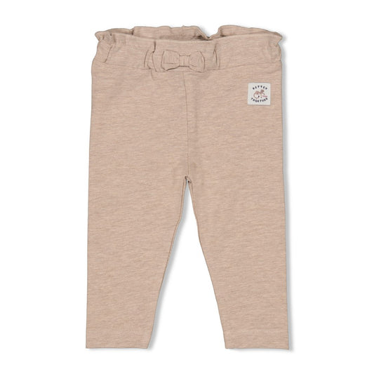 Diese Leggings aus der Better Together Kollektion von Feetje zeichnen sich durch eine elegante Schleifendetail aus.