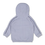 Diese blaue Fleece-Kapuzenjacke aus der Waves and Whales Kollektion von Sturdy bietet angenehmen Tragekomfort und stilvollen Schutz an kühlen Tagen.