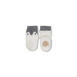 Kuschelige Socken mit niedlichem Pinguin-Design – perfekt für kleine Füße. Die hochwertige Mischung aus Baumwolle, Polyamid und Elasthan sorgt für optimalen Halt, Komfort und Langlebigkeit. Ideal für den täglichen Gebrauch und angenehm zu tragen.