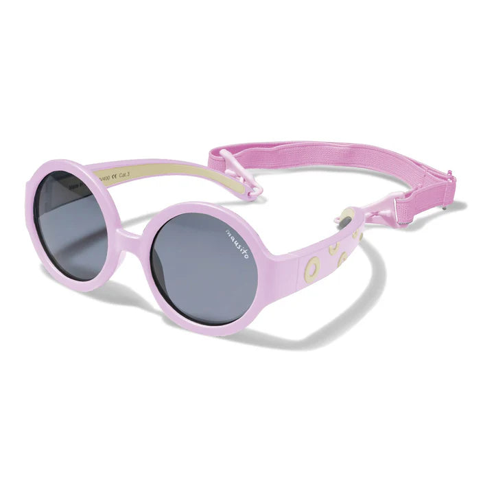 Die Hippie - Rose ist eine preisgekrönte Kindersonnenbrille mit flexiblem Rahmen und verstellbarem Band für optimalen Sitz. Sie bietet 100% UV400-Schutz, ist bruchsicher, leicht und aus schadstofffreiem Material. Ideal für unbeschwerten Sonnenspaß und nachhaltig verpackt.