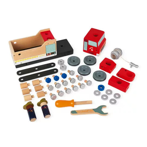 Beschreibung

Pin-Pon, Pin-Pon ... Wenn Sie diese Geräusche regelmäßig zu Hause hören, haben Sie die Kleinen mit diesem hübschen Holzwagen zum Aufsitzen glücklich gemacht!

Ideal für Kinder von 3 bis 8 Jahren wird dieses 2-in-1 Holzspielzeug Heimwerker und Feuerwehrfans begeistern! Alles beginnt mit einem Konstruktionsspiel, bei dem mit den zahlreichen mitgelieferten Muttern, Platten und Schrauben ein wunderschönes Feuerwehrauto gebaut werden kann, und sobald es fertig ist, kann es losgehen: