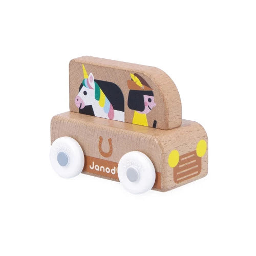 "Klettere, du hübsches Einhorn! Wir werden im verzauberten Tal erwartet!" Dieses kleine Holzauto ist für Kinder ab 12 Monaten geeignet. Mit seinem Einhorn- oder Pferdeanhänger sorgt der Knappe des verzauberten Königreichs für den Transport der Equiden! Seine Form wurde speziell so gestaltet, dass er für die Kleinen optimal in der Hand liegt und sie ihn leicht oben festhalten können, um ihn fahren zu lassen. Die Fahrzeuge eignen sich hervorragend, um viele Geschichten zu erfinden und die Fantasie zu entwicke