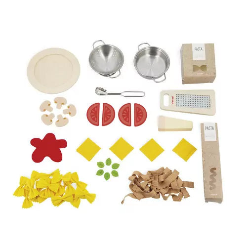 Dieses Pasta-Mix-Set ist perfekt für kleine Feinschmecker ab 3 Jahren. Es enthält verschiedene Pastaformen, Gemüse und Zubehör aus Filz und Holz, um köstliche italienische Gerichte nachzuspielen. Ideal zum kreativen Spielen, fördert es Fantasie und gemeinsames Kochen. Aus FSC®-zertifizierten Materialien hergestellt und praktisch verpackt.