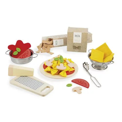 Dieses Pasta-Mix-Set ist perfekt für kleine Feinschmecker ab 3 Jahren. Es enthält verschiedene Pastaformen, Gemüse und Zubehör aus Filz und Holz, um köstliche italienische Gerichte nachzuspielen. Ideal zum kreativen Spielen, fördert es Fantasie und gemeinsames Kochen. Aus FSC®-zertifizierten Materialien hergestellt und praktisch verpackt.
