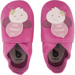 Beschreibung

Die Bobux Soft Soles sind Krabbel- und Hausschuhe für Babys bis hin zum Kleinkindalter und unterstützen Kinderfüße in ihrem natürlichen Wachstum, ohne einzuengen. Das extra weiche und biegsame Leder passt sich optimal an den Fuß an und lässt ihn atmen. Perfekt für Zuhause oder im Kindergarten, als Krabbel-, Haus- oder Gymnastikschuh.

Info

Falls die gewünschte Größe momentan online nicht vorrätig ist, senden Sie bitte eine kurze Nachricht an&nbsp;shop@dies-das.com. Wir prüfen gerne die Verfüg
